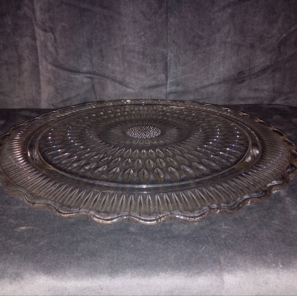 Vintage Federal Glass Sunflower Pattern Footed Cake Plate Size 12 in EUC - Picture 4 of 8